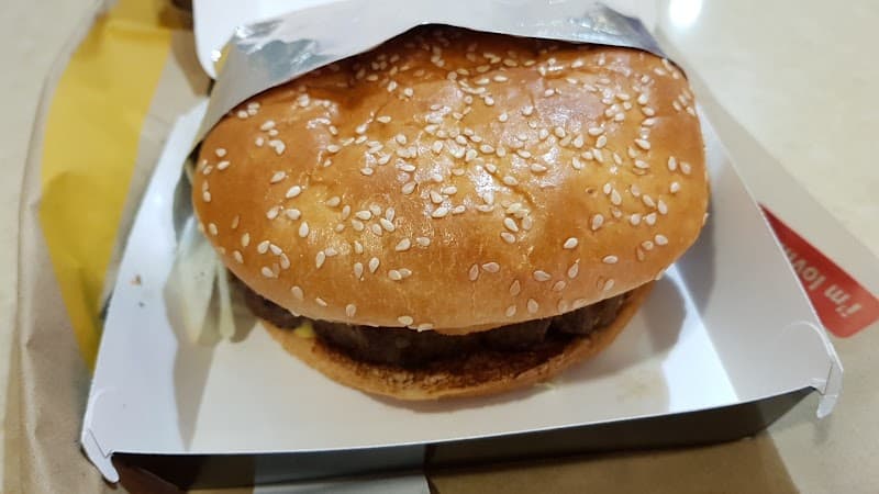 מקדונלדס ביה"ח רמבם - תמונה 2