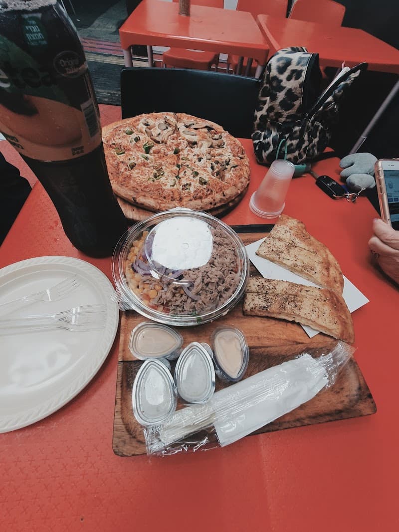 Almost Free Pizza - תמונה 3