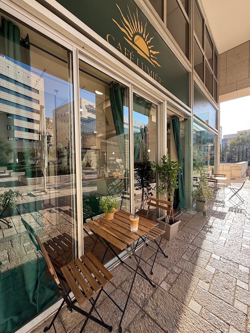 Cafe Lumiere חיפה