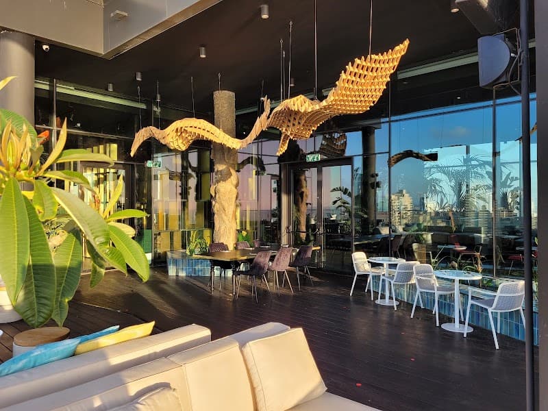 MAREE SKY LOUNGE