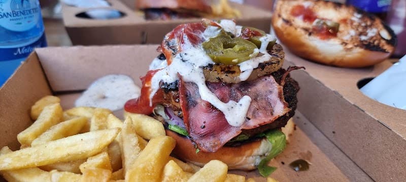 Dudes Burger - תמונה 2