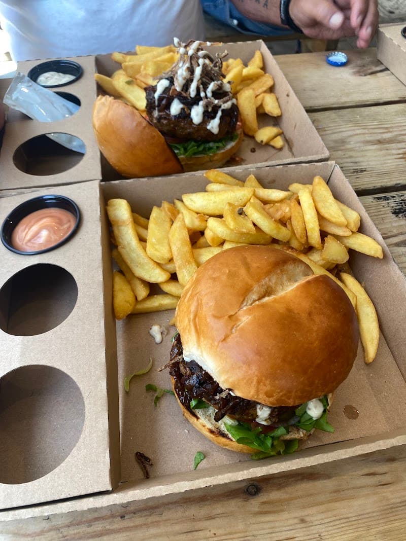 Dudes Burger - תמונה 3
