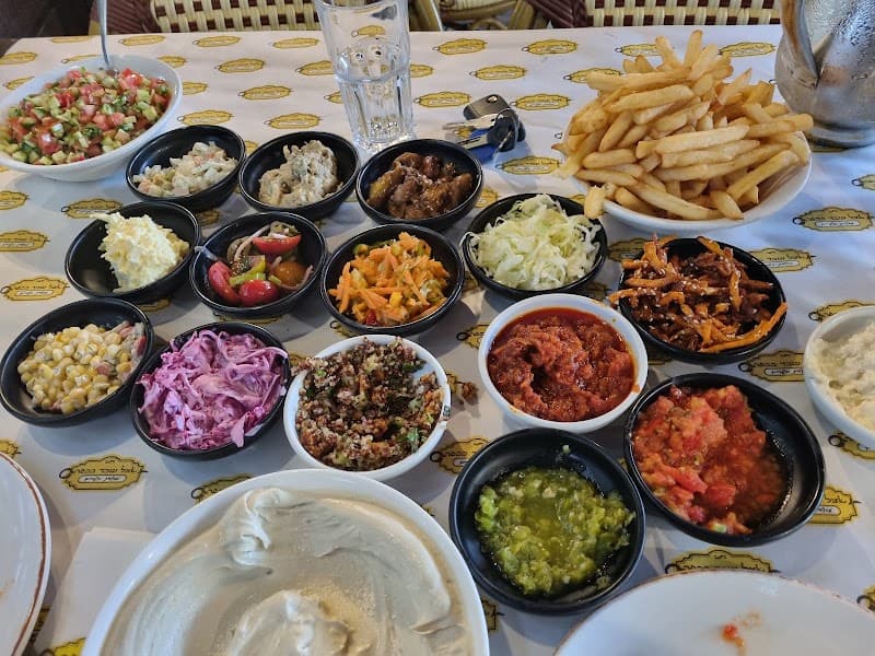 אצל עובד בכפר - תמונה 4