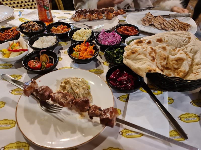 אצל עובד בכפר - תמונה 7