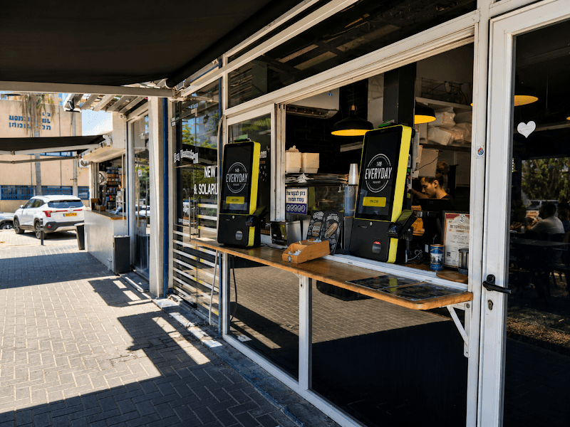 148EVERYDAY - Kosher Smash Burger & Café - תמונה 5