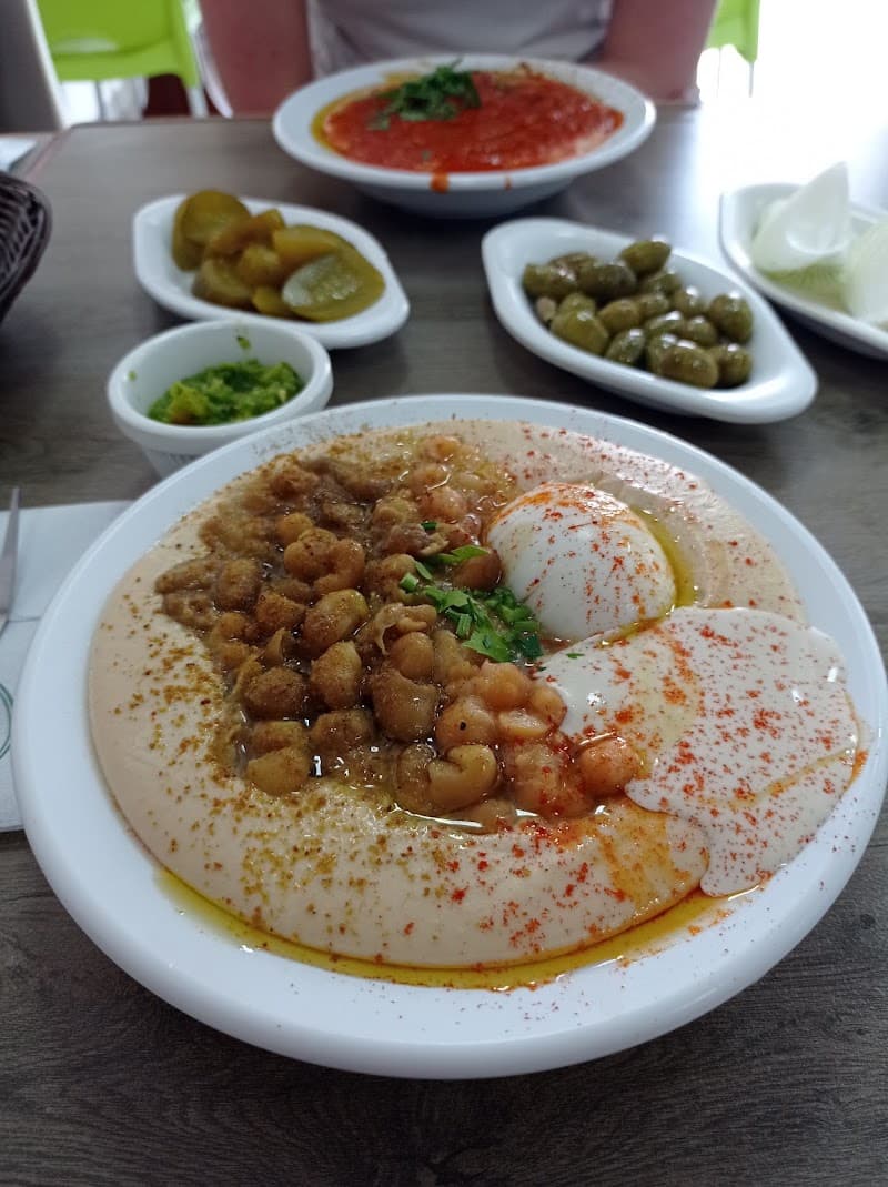 חומוס אליהו טירת כרמל - תמונה 3